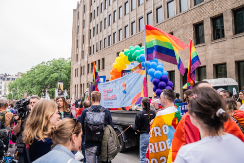 De Pride gaat langs de straten van het Brussels Hoofdstedelijk Gewest